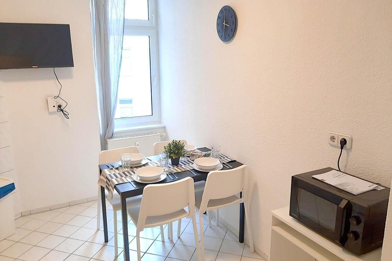 Cozy 2 Room Apartment In Magdeburg Dış mekan fotoğraf